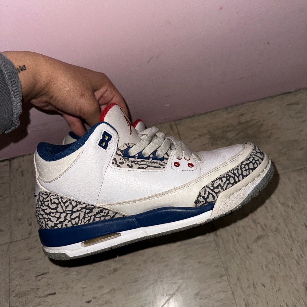 Jordan 3 true blue grade school